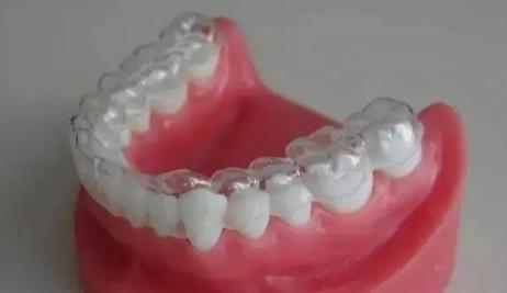 透明保持器多少錢