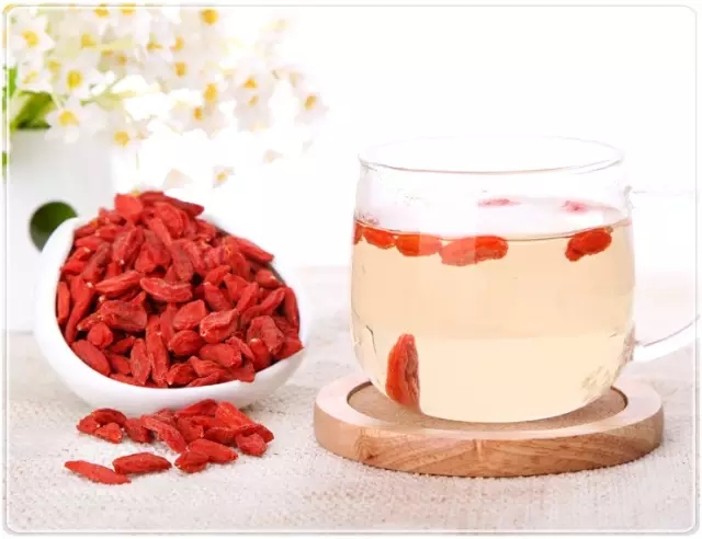 吃什麽(me) 有助於(yu) 牙齒健康