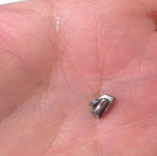 牙齒正畸托槽總是掉怎麽(me) 辦