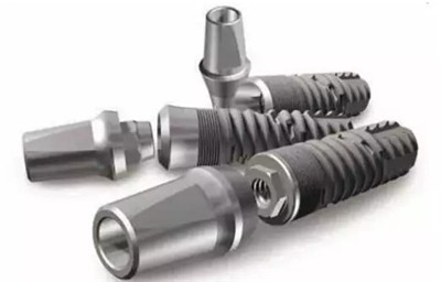 做種植牙會(hui) 對鄰牙造成傷(shang) 害嗎？