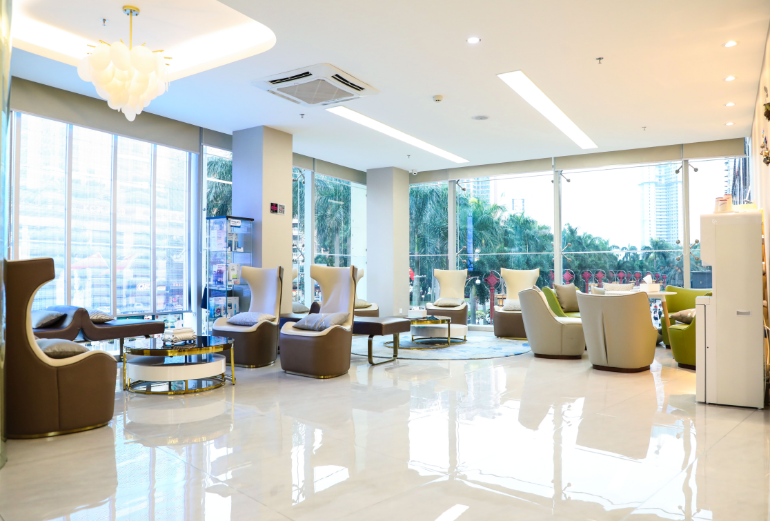 愛康健李川口腔門診部候診大廳