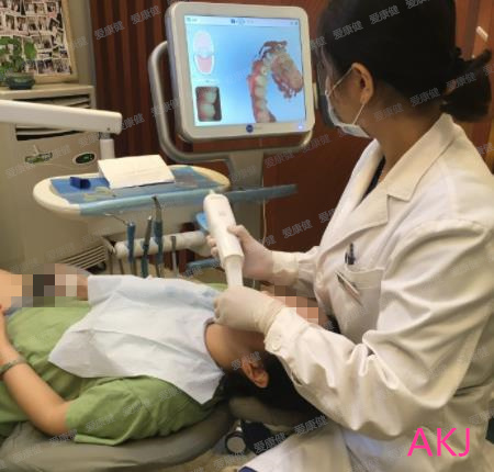 兒(er) 童看牙