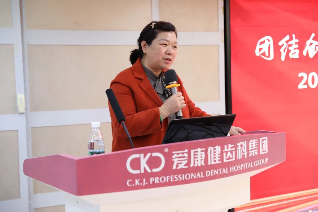 會(hui) 議